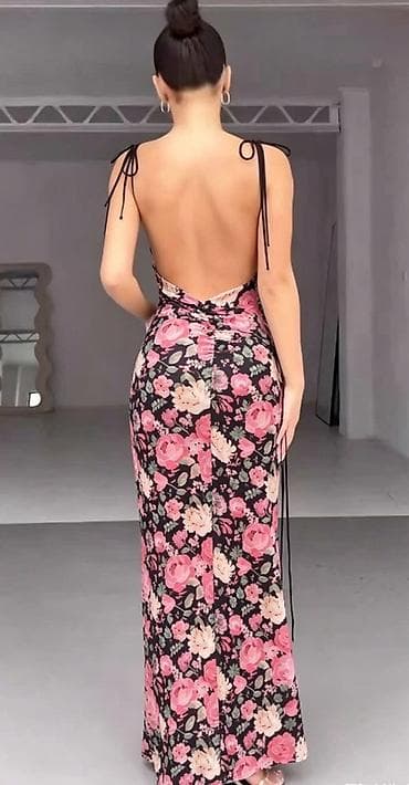 slip haljine: Ženska slip haljina sa cvetnim printom, maxi dužine.
2400 din
S M L — 6