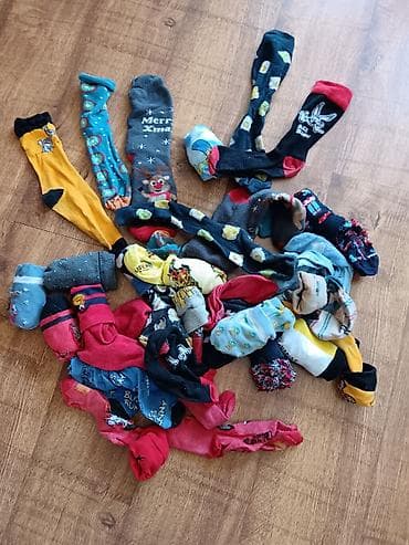 paket 110: Veliki miks dečjih čarapa – raznobojne, sa šarama i likovima iz — 1