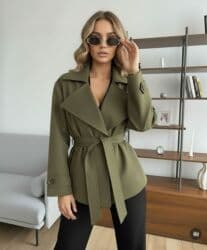 trussardi sakoi: 3000
Si — 3