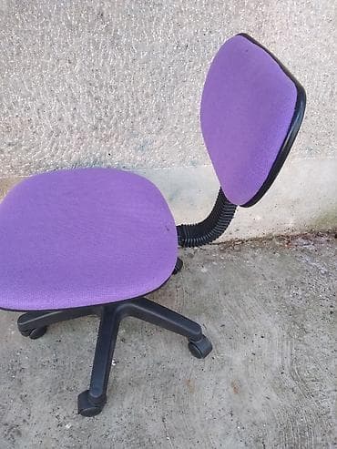 Komode: Daktilo stolica manja ispravno podizanje.Licno preuzimanje je moguce — 3