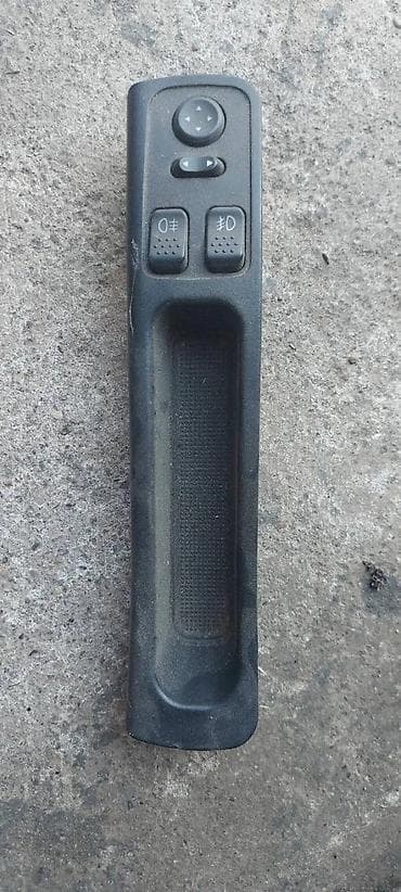 seat znak: ALFA 156 PREKIDAC ZA MAGLENKE I RETROVIZOR | Vise komada na stanju — 2