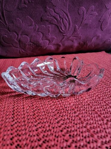 Kuhinjski setovi: Zajecar nova kristalna posuda (cinija) 70te. Visina. 3cm — 6