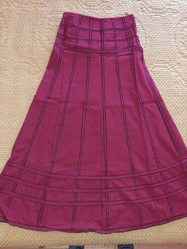 M (EU 38), Midi, color - Red