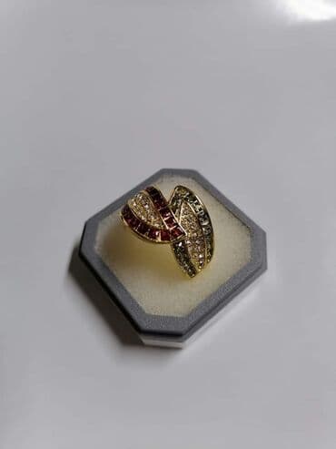 srebrno prstenje cena: Vel:10
Cena:1000din — 5