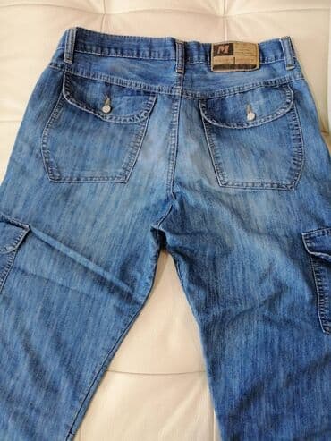 halteri h m: Kratke pantalone texas vel M. Obim struka 76 cm, obim bokova 116 cm — 9