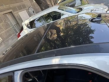 prodavnica auto delova nova pazova: Delovi za Mercedes E klasu w212 E300 E350 
Kompletan auto u delovima — 4