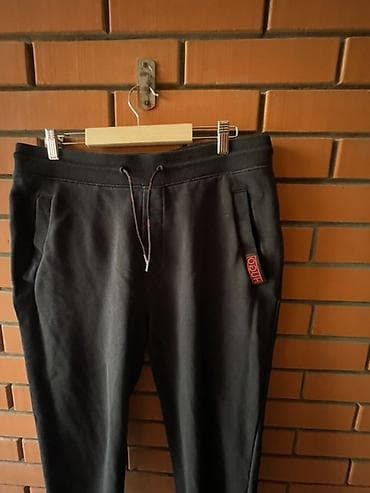 Trenerke: Trenerka Hugo Boss, bоја - Crna — 2