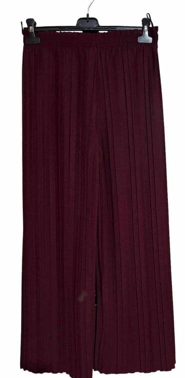 pantalone i kosulje za punije dame: Plisir pantalone za punije
1600 — 4