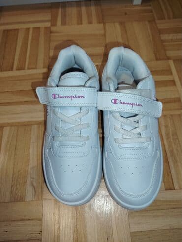 Champion, Veličina - 33