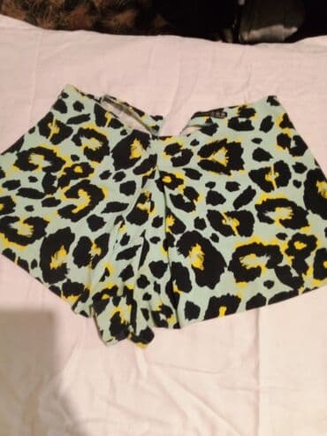 zvonaste pantalone za devojcice: Short — 1