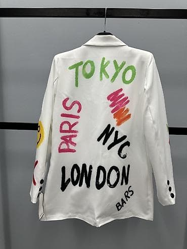 sako l: ✅✅Ženski blejzer sa urbanim printom gradova
✅1999 din
✅S M L — 1