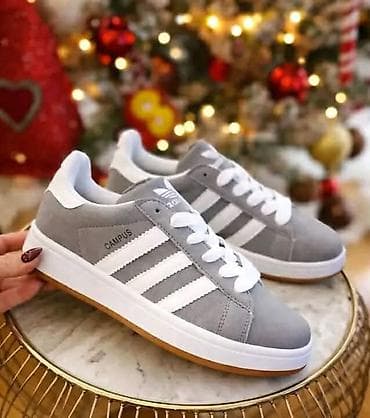patike cipele: Campus
Cena: 3500
Din
Brojevi: 36-46
PS✨ — 2