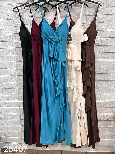 vunene haljine: 💫New collection💫

⚜️Univerzalna velicina
⚜️Cena 2500 din — 5