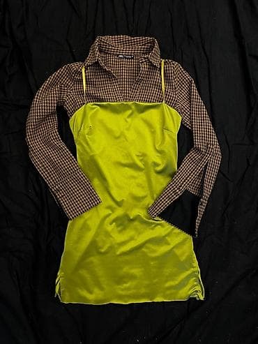 top sa perjem: Zara kratki top/košulja sa kragnom - Model: uski, crop dužina, blago — 5