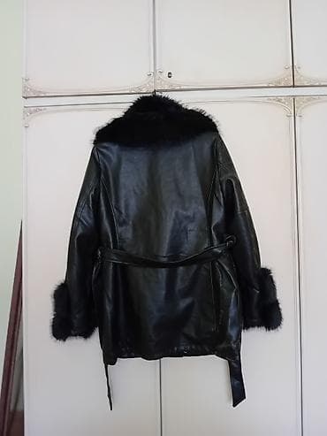 farmerice s: Ženski crni sako i jakna sa krznom 1) Sako AMISU - Boja: crna - Kroj — 4