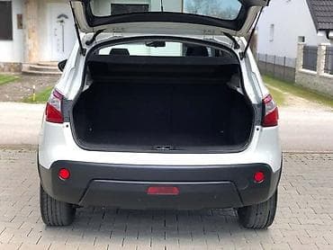kamere za traktor: NISSAN QASHQAI 2.0B 2010. GODIŠTE | Auto uvezen iz Svajcarske — 9