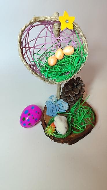 jela cipelarnik: Uskršnja dekoracija – ručni rad - Unikatna kompozicija na prirodnoj — 1