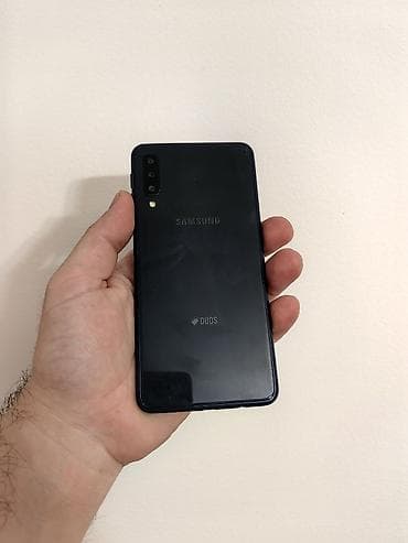 ruski telefon: Samsung A7 2018 sa 4/64gb memorije, dual sim sim free. Dobro očuvan i — 6