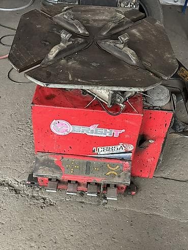auto market: Mašina za montažu/demontažu guma Bright LC885A - Profesionalna — 1