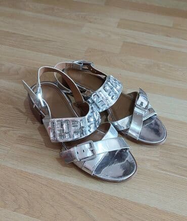 rll kais: Sandals, Zara, 40 — 2
