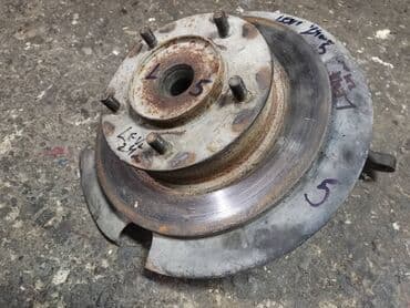 glavcina zadnjeg tocka zastava: Glavcina levog prednjeg tocka Lada 2121,21213 Niva 24mm br.5. Polovna — 2