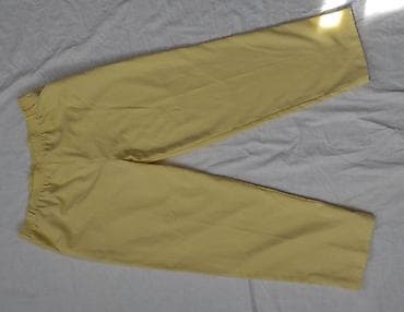 versaci majice: Ženske pantalone – 2 para - Model: ravne, lagano šire nogavice; — 2