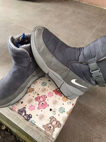grubin papuce gumene: Čizme, Nike, 39 — 4