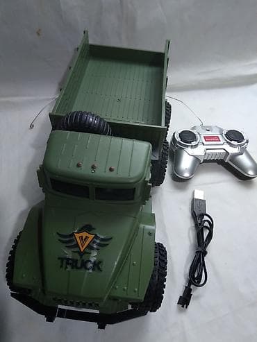 cupavi zec: Na daljinski kamion 27 mHz. 30 cm. dva motora pozadi,sa — 1