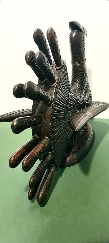 kopacke 33: ★ Na prodaju stari ukrasni predmet od punog izrezbarenog drveta u — 1