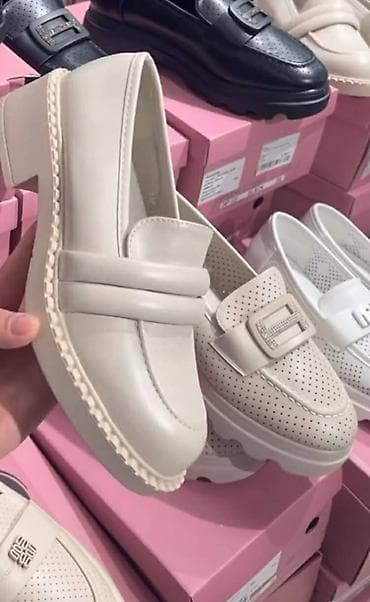 sivo odelo braon cipele: 36- 41 3000 — 1