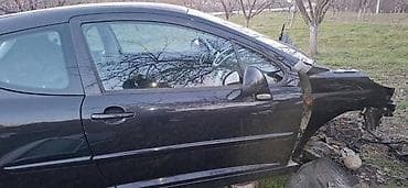 bmw x3 3.0d mt: DESNA VRATA CRNA 3 VRATA ZA PEUGEOT 207 | desna vrata crna za — 1