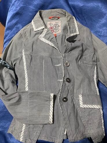Women's Clothing: M, Stripes — 2