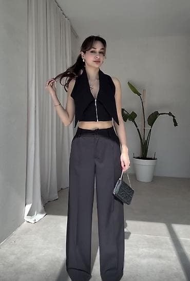 suknja sa karnerima: 🔥Damski komplet – prsluk crop + pantalone sa visokim strukom ✅3200 din — 6