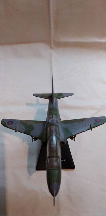 sobno cvece slike i nazivi: Avion Amercom British Aerospace Hawk sve je original,slomljen gornji — 2