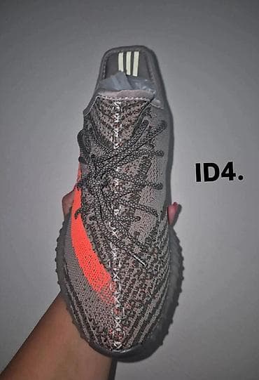 n fashion espadrile: Yezzy lepo odradjene
Urezan boost u djonu
36-48
4500 din ❤️‍🔥
SS🖤⭐⭐ — 4