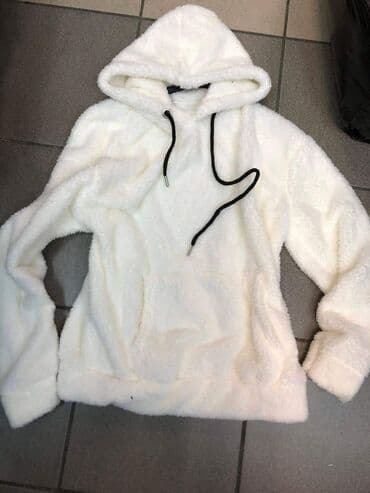 levis dukserice: S m l xl 
2200 — 4