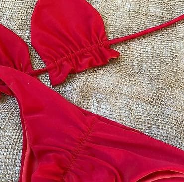 Kupaći kostimi: Dvodelni kupaći kostim – trokut bikini sa volanima - Model — 2