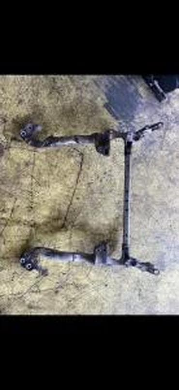 moj auto: AUDI A4 A5 TRAP TRAVERZNA KOLEVKA 8T0399315J | Audi vw delovi zemun — 3