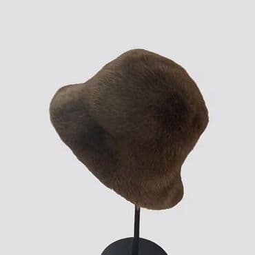 Lepota i nega: Cena 1300 din — 2