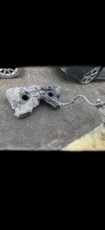 polovna auta: AUDI Q3 2.0 TDI DELOVI REZERVOAR | Audi a1  a3 a4 a5 a6 a7 q3 a5 a7 — 1