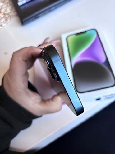 iphone se: IPhone 14 – 128GB Na prodaju iPhone 14 u odličnom stanju. Telefon je — 4