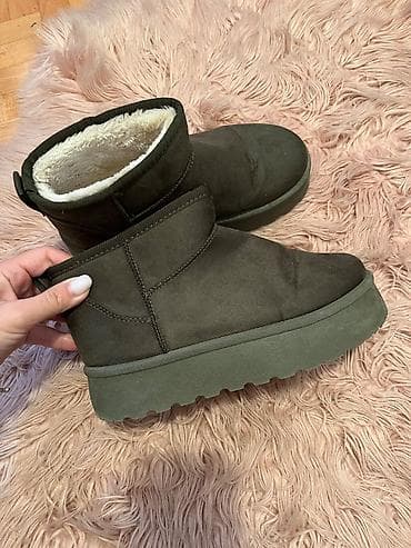 zenska obuca broj 42: Ugg obuća 36.5, bоја - Bordo — 2