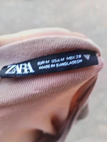 zara cacak srbija: ZARA ženska majica dugih rukava - Model: kratka (crop) majica uz telo — 2