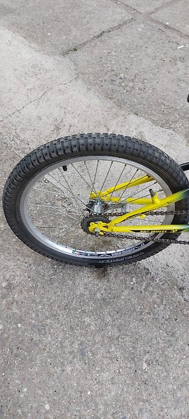sorgaro katalog: Prodajem dečiji bicikl Explorer Venera Yelloster 20" u odličnom — 2