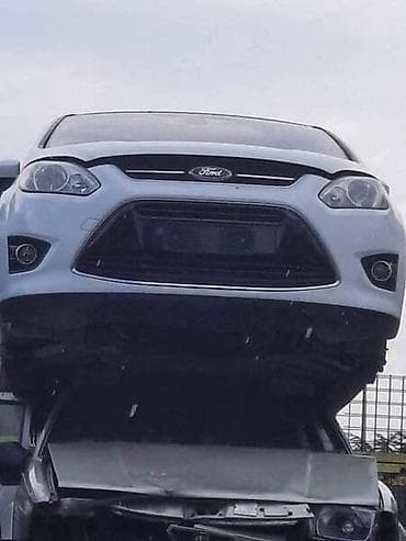 slike auta: KOMPLETNI AUTOMOBILI ZA DELOVE ZA FORD FIESTA OD 1996. DO 2011. GOD — 8
