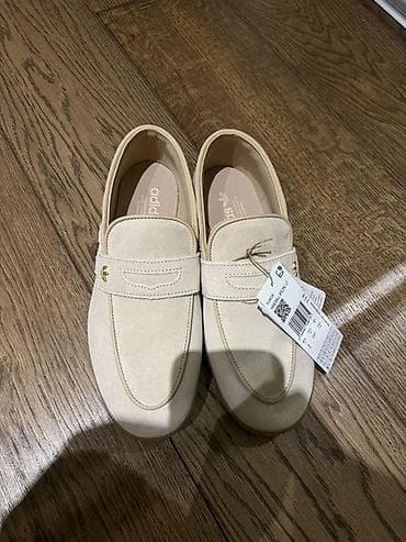 fly london cipele: Adidas mokasine NOVO – bež 
Velicina 40(odgovara 39) — 3