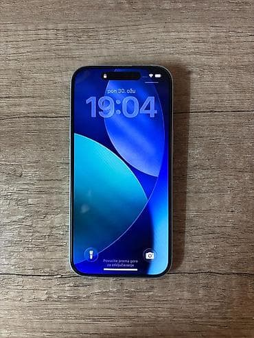 iphone 15 cena: Apple iPhone 15 – srebrno/sivo kućište 📱 Na prodaju iPhone 15 – 128GB — 4