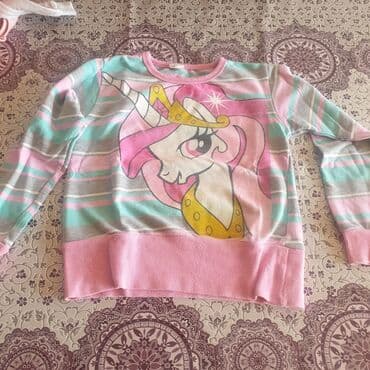 T-shirts: Round neck, Long sleeve — 8
