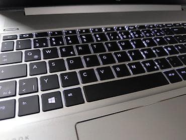 laptop charger: Vrhunska biznis serija Hp ProBook 450 G7. Laptop je zasnovan na Intel — 9