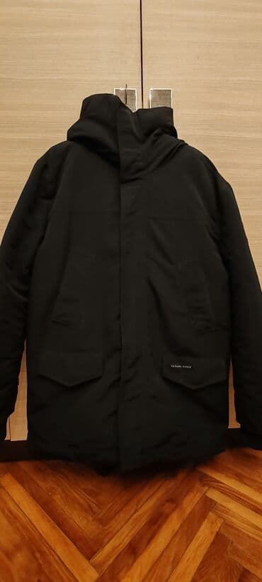 krzna za jakne: Canada Goose zimska parka, crna. - Model: klasična duga parka sa — 1